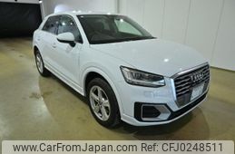 audi q2 2017 quick_quick_ABA-GACHZ_WAUZZZGA0HA042932