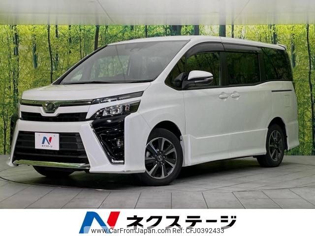 toyota voxy 2017 -TOYOTA--Voxy DBA-ZRR80W--ZRR80-0371729---TOYOTA--Voxy DBA-ZRR80W--ZRR80-0371729- image 1