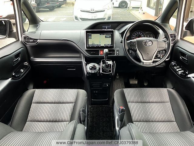 toyota voxy 2017 -TOYOTA--Voxy DBA-ZRR80W--ZRR80-0368975---TOYOTA--Voxy DBA-ZRR80W--ZRR80-0368975- image 2