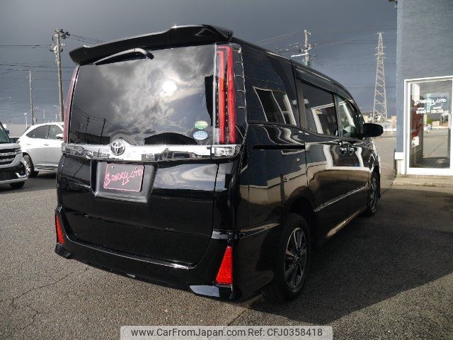 toyota noah 2017 -TOYOTA--Noah ZRR85W--0083850---TOYOTA--Noah ZRR85W--0083850- image 2