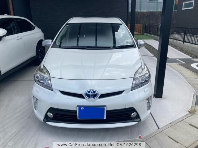 toyota prius 2014 CFJ1626298 image 1