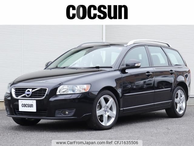 volvo v50 2011 CFJ1635506 image 1