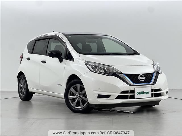 nissan note 2018 -NISSAN--Note DAA-HE12--HE12-233275---NISSAN--Note DAA-HE12--HE12-233275- image 1