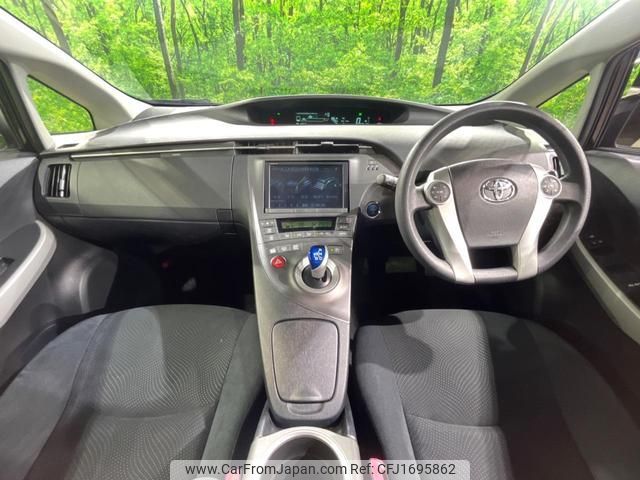 toyota prius 2012 CFJ1695862 image 2