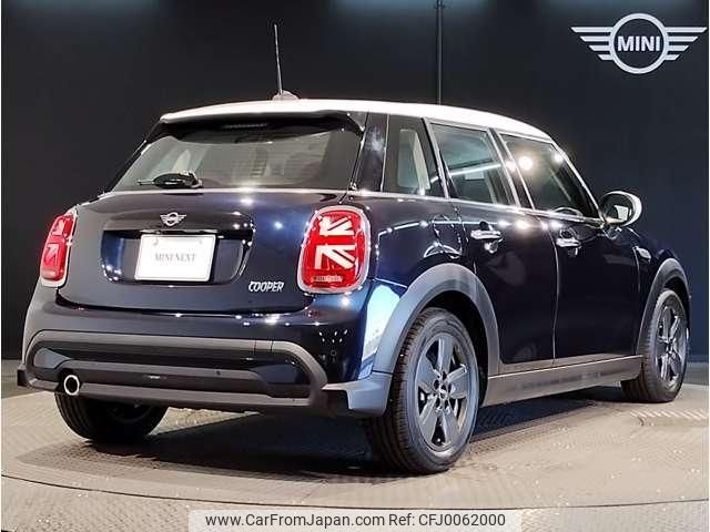 mini mini-others 2023 quick_quick_3BA-XU15MW_WMW32DK0302T98009 image 2