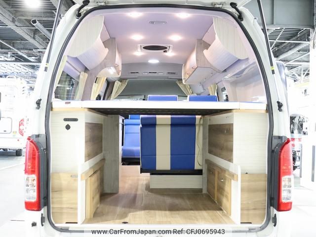 toyota hiace-van 2018 GOO_JP_700030304130250129001 image 2