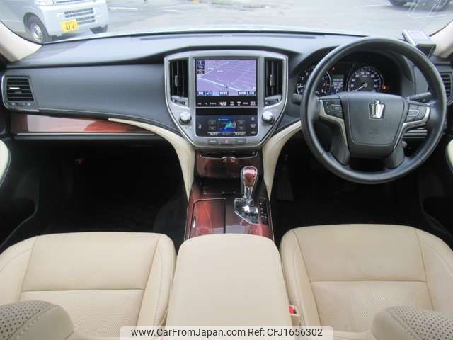 toyota crown 2015 CFJ1656302 image 2