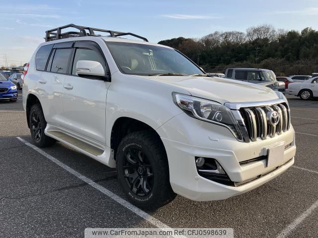 toyota land-cruiser-prado 2017 quick_quick_LDA-GDJ150W_GDJ150-0019185 image 1