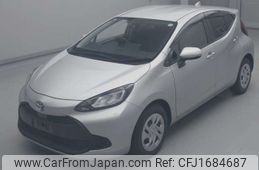 toyota aqua 2022 CFJ1684687