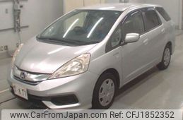 honda fit-shuttle 2014 CFJ1852352