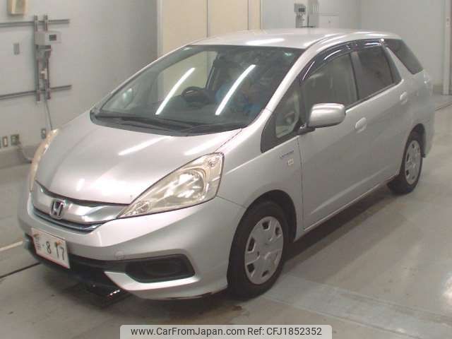honda fit-shuttle 2014 CFJ1852352 image 1