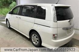 toyota isis 2013 TE1484