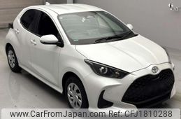 toyota yaris 2024 CFJ1810288