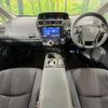toyota prius-α 2018 CFJ1635439 image 2