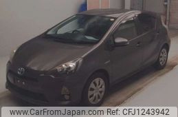 toyota aqua 2013 -TOYOTA--AQUA DAA-NHP10--NHP10-6146217---TOYOTA--AQUA DAA-NHP10--NHP10-6146217-
