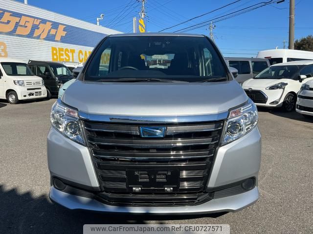 toyota noah 2017 GOO_JP_700050115930250206002 image 2