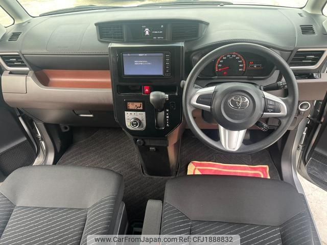 toyota tank 2018 CFJ1888832 image 2