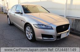 jaguar xf 2017 quick_quick_CBA-JB2GA_SAJBB4AG5HCY46447