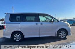 toyota noah 2010 NIKYO_NY36967