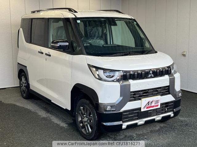 mitsubishi delica 2024 CFJ1816271 image 2