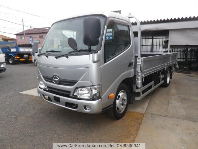 hino dutro 2017 CFJ8530941 image 1