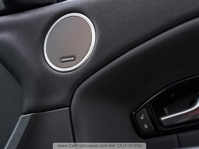 land-rover range-rover-evoque 2018 GOO_JP_965025051600207980003 image 2