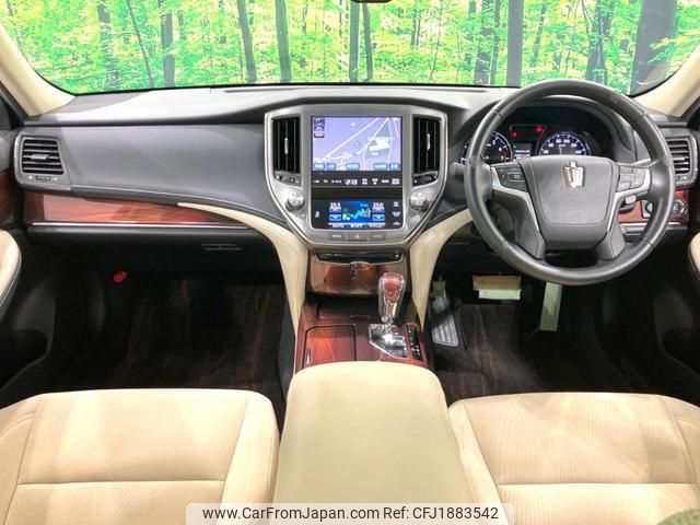 toyota crown 2013 CFJ1883542 image 2