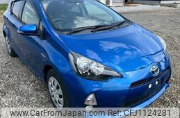 toyota aqua 2014 M250505