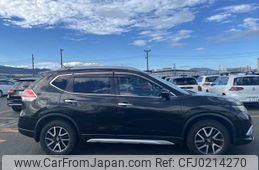 nissan x-trail 2014 NIKYO_HX93607