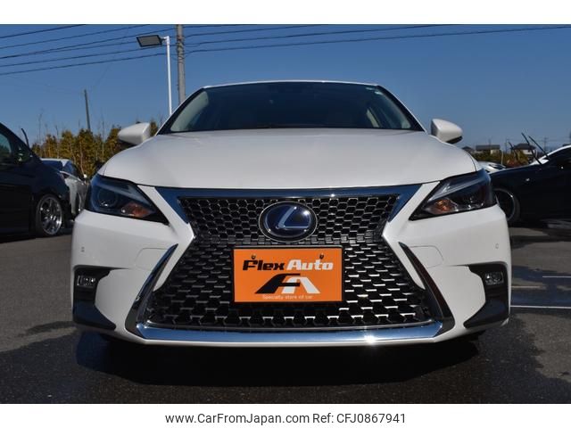 lexus ct 2018 GOO_JP_700020111130250307001 image 2