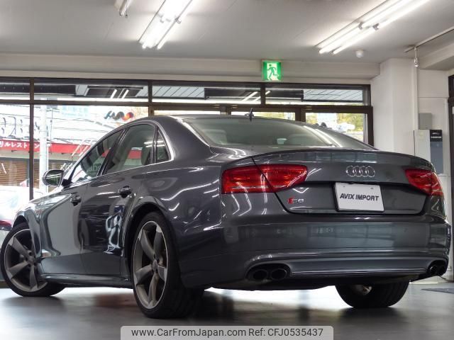 audi s8 2013 quick_quick_4HCGTF_WAUZZZ4HXDN019498 image 2