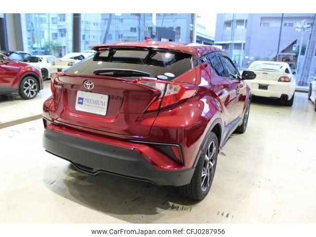 toyota c-hr 2017 quick_quick_DBA-NGX50_2015866 image 2