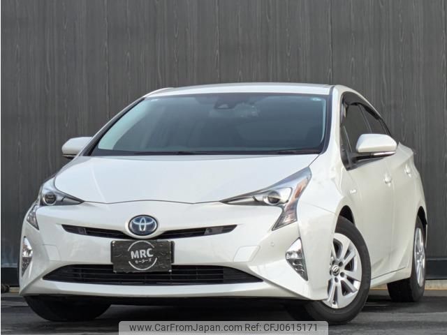 toyota prius 2018 quick_quick_DAA-ZVW50_ZVW50-6130153 image 1