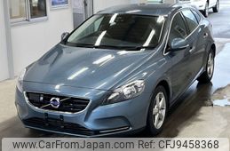 volvo v40 2014 -VOLVO--Volvo V40 MB4164T-E2124939---VOLVO--Volvo V40 MB4164T-E2124939-