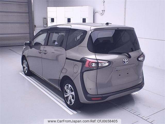 toyota sienta 2021 -TOYOTA--Sienta NHP170G-7249526---TOYOTA--Sienta NHP170G-7249526- image 2