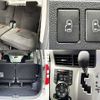 toyota noah 2013 504928-931479 image 4