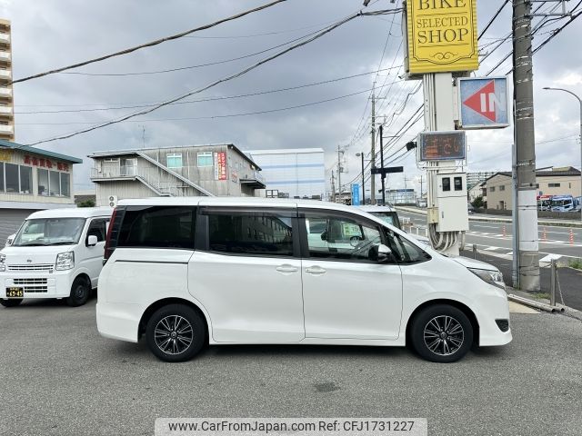 toyota noah 2020 CFJ1731227 image 2