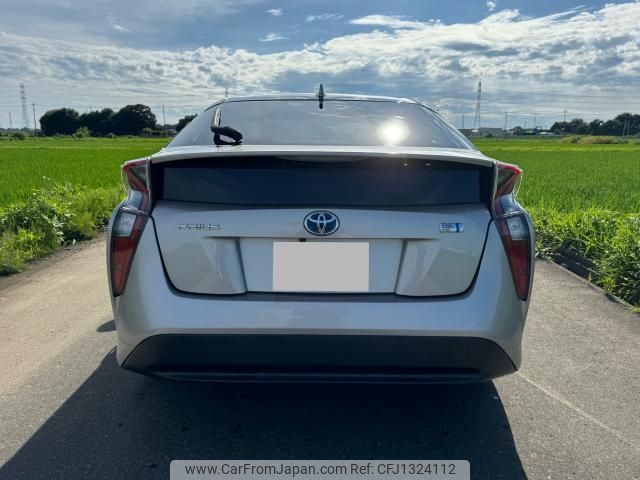 toyota prius 2016 quick_quick_DAA-ZVW50_ZVW50-8033152 image 2