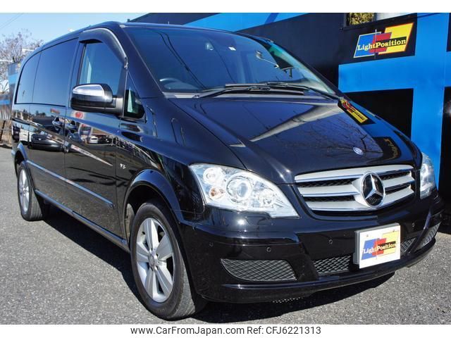 mercedes-benz v-class 2015 quick_quick_639350T_WDF63981123825427 image 1