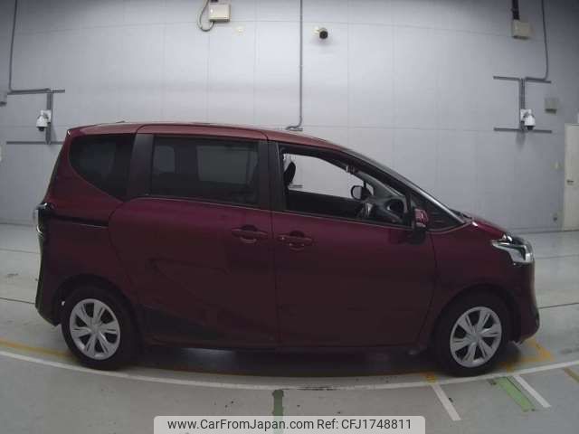 toyota sienta 2021 CFJ1748811 image 2