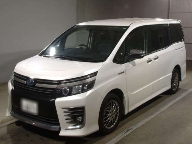 2017 Toyota Voxy DAA-ZWR80W - Car Price $13,744