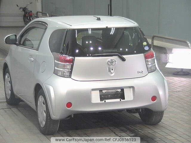 toyota iq 2008 -TOYOTA--iQ KGJ10--6004000---TOYOTA--iQ KGJ10--6004000- image 2