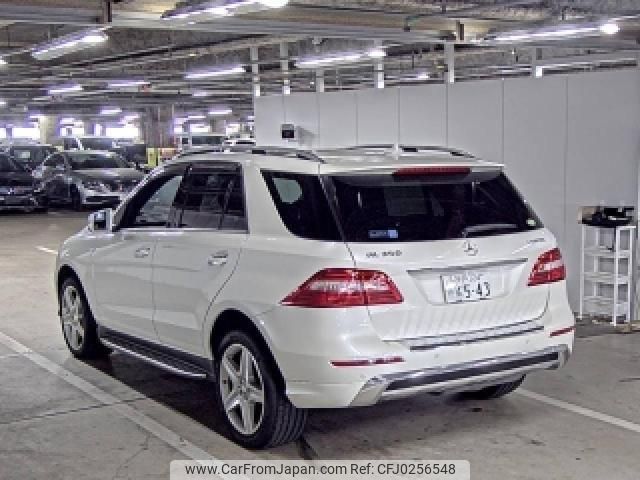 mercedes-benz m-class 2015 quick_quick_LDA-166024_WDC1660242A547372 image 2