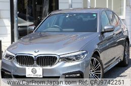 bmw 5-series 2018 -BMW--BMW 5 Series LDA-JC20--WBAJC32050B076261---BMW--BMW 5 Series LDA-JC20--WBAJC32050B076261-