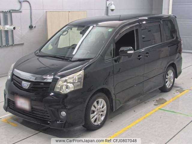 toyota noah 2012 -TOYOTA--Noah DBA-ZRR70W--ZRR70-0518487---TOYOTA--Noah DBA-ZRR70W--ZRR70-0518487- image 1