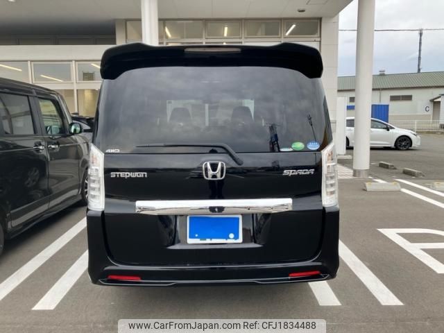 honda stepwagon 2014 CFJ1834488 image 2
