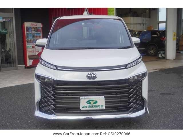 toyota voxy 2023 quick_quick_6BA-MZRA95W_MZRA95-0008371 image 2