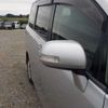 toyota noah 2010 CFJ1823689 image 5