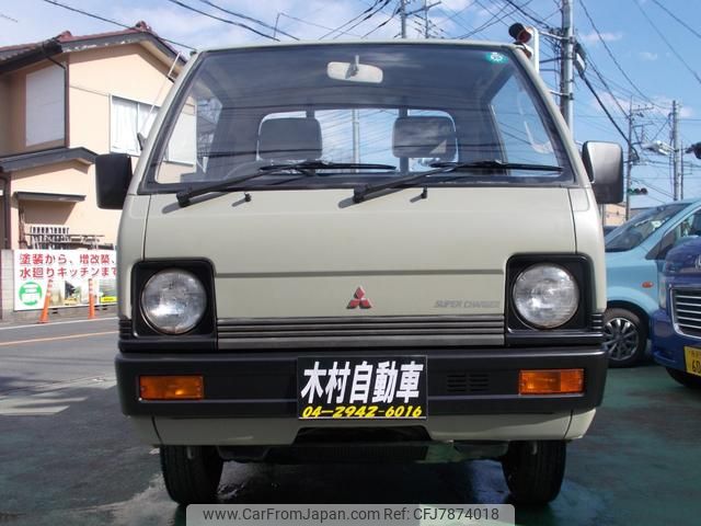mitsubishi minicab-truck 1990 37b98b2ff8fedff24fae39464d873b3c image 1