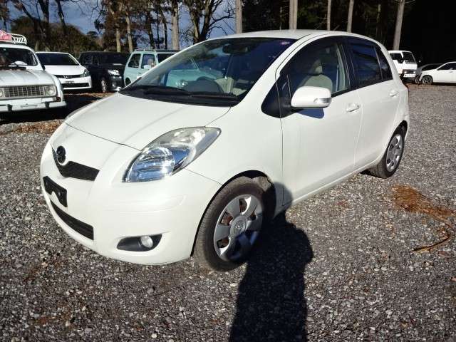 toyota vitz 2008 17014A image 1